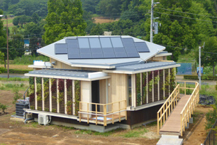 Keio's experimental Eco-house 'Co-evolution House'
