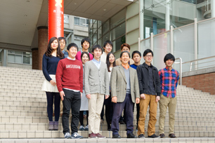 Shuhei Inada and his lab members