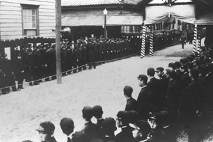 Photo 2: Prince Chichibu visits Keio University to attend the 75th Anniversary Commemorative Ceremony in 1932. (Fukuzawa Memorial Center for Modern Japanese Studies collection)
