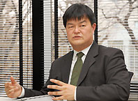 Susumu Osada, Professor, Faculty of Economics