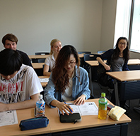 Japanese Language Program presentation class with students from different countries