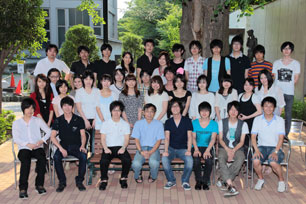 Prof. Yoshihisa Hagiwara and students