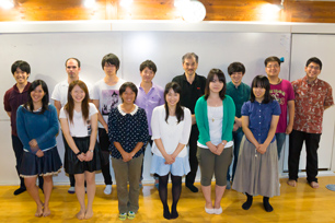 Professor, Yasushi Ikeda and students