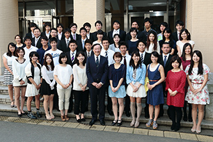 Professor, Tsukasa Miyajima and students