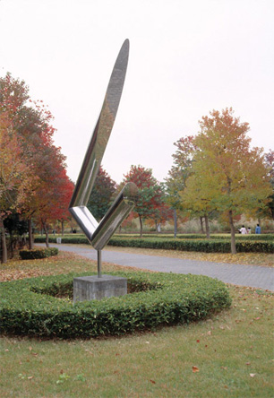 Stainless Steel Tree  (Taiji Kiyokawa)