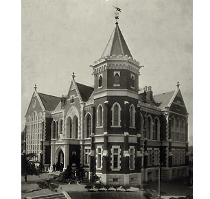 　　Full view of the library at the time of completion (1912)