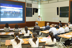 Students who studied abroad in the 2014 academic year sharing their