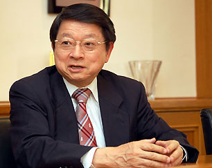 Prof.Yoshihiro Katayama