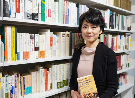 知と文化の歴史的変容から読み解く教育思想史