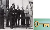 <2>日吉返還式と記念の鍵（1949年10月1日）
