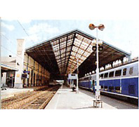 リヨン･ベラーシュ駅—当時とほぼ同じ作りとされる現在の駅舎